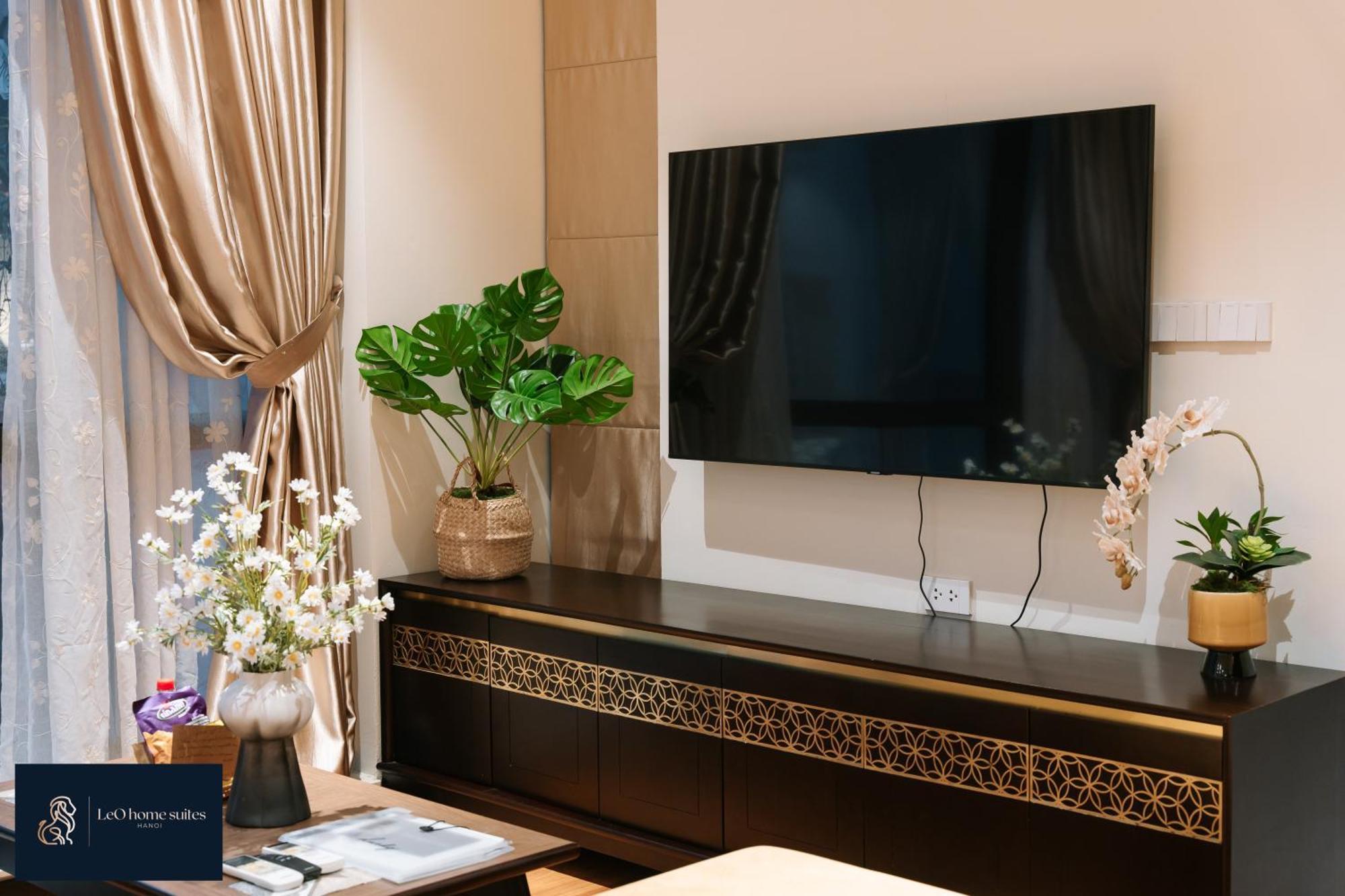 Home Suites -Natural Light -Projector -Spacious - 2Br Incenter Hanoi Exterior foto