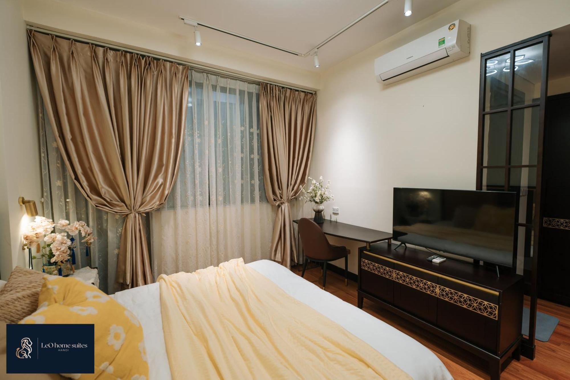 Home Suites -Natural Light -Projector -Spacious - 2Br Incenter Hanoi Exterior foto